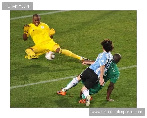 足球明星挂画装饰品推荐打造个性化家居空间的创意方案